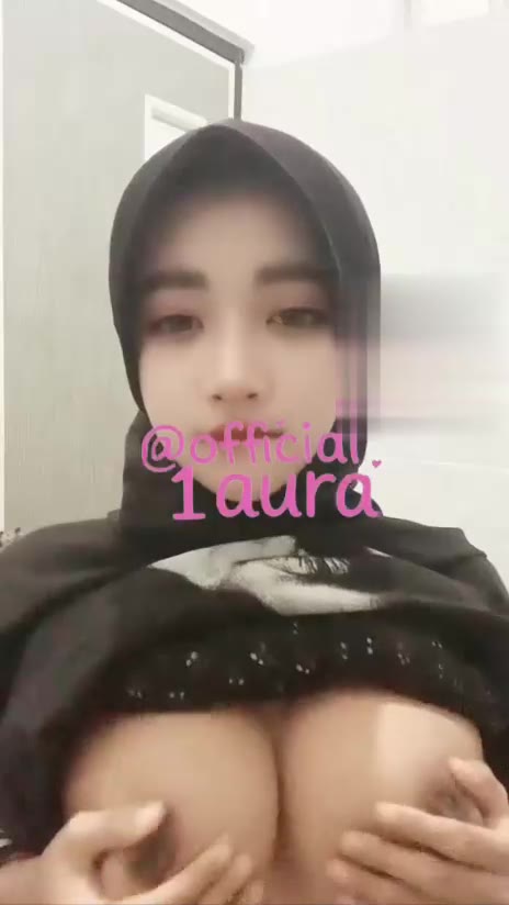 209-Laura (12)